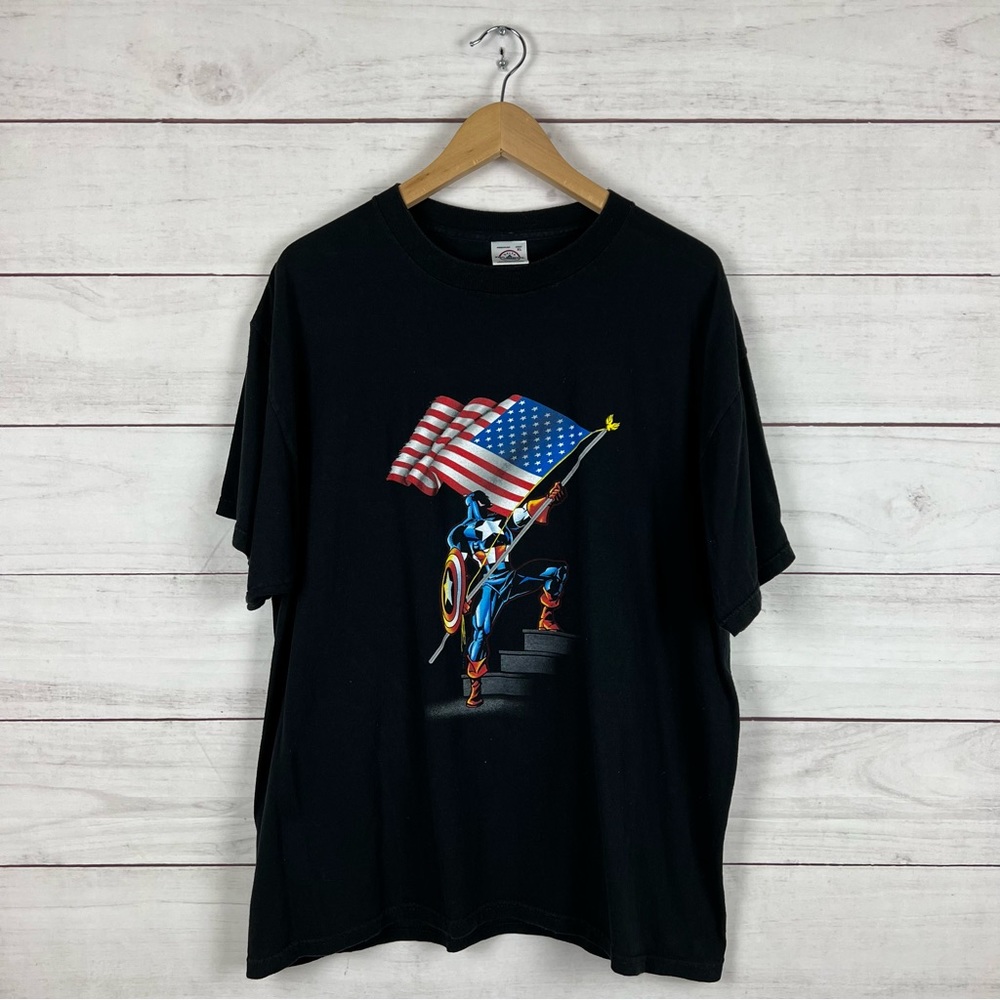 Vintage Y2K Marvel Captain America T Shirt XL
